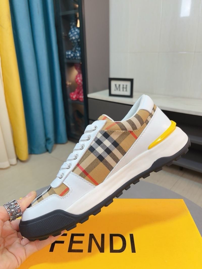 Burberry Low Shoes